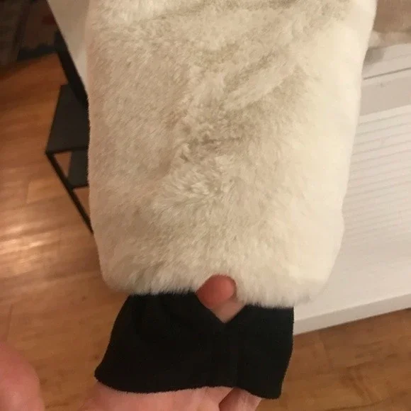 S13 by SAM. Madison Faux Fur Jacket in Cream with Black Puffer Lining, Size L - Picture 9 of 14